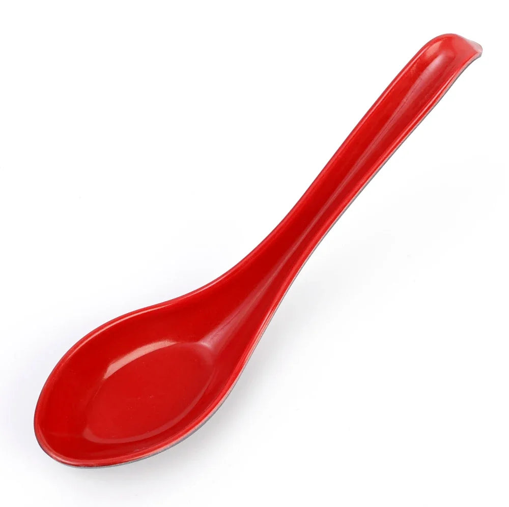 Sicherer Suppenlöffel mit langem Griff Haken für heiße Speisen