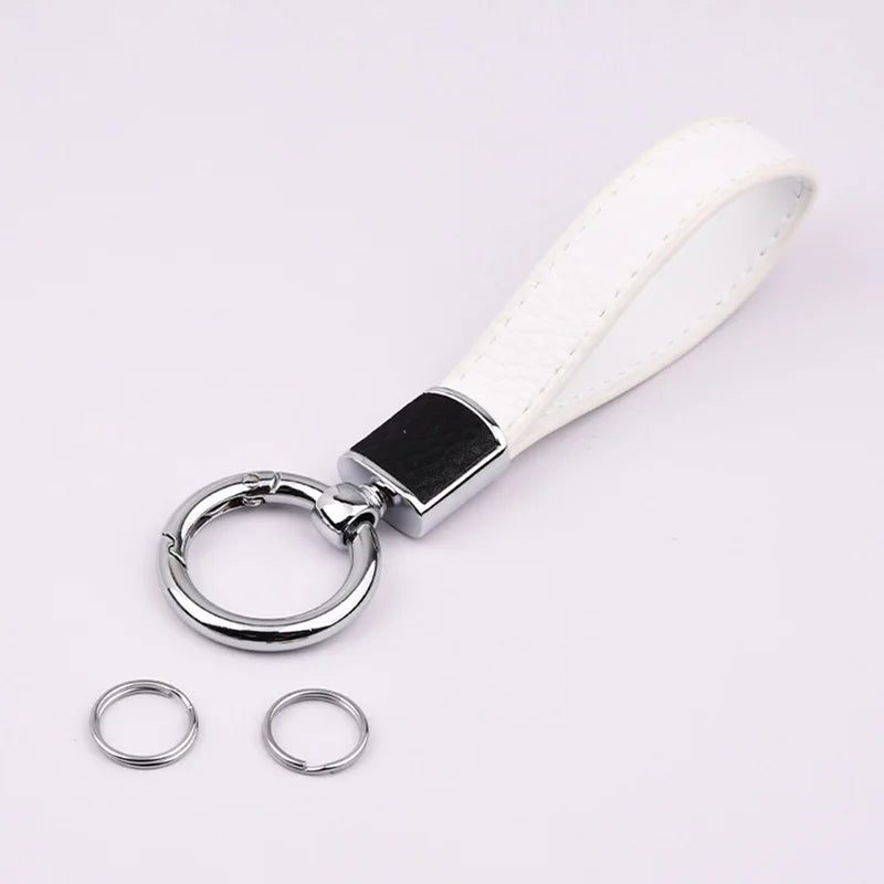 Luxuriöser Schlüsselanhänger aus PU-Leder mit goldfarbener Metall-Schnalle, 13,6 cm