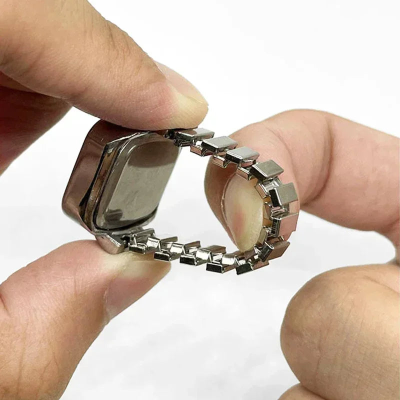 Mini Fingeruhr mit elastischem Band – Vintage Design für Damen - Herren