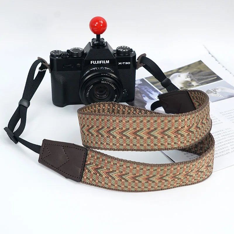 Verstellbarer ethnischer Kameragurt für komfortablen Schultertrag