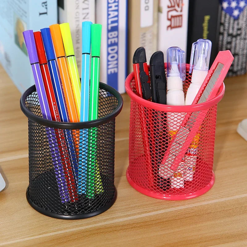 Quadratischer Metall Stifthalter für ordentlichen Schreibtisch Organizer
