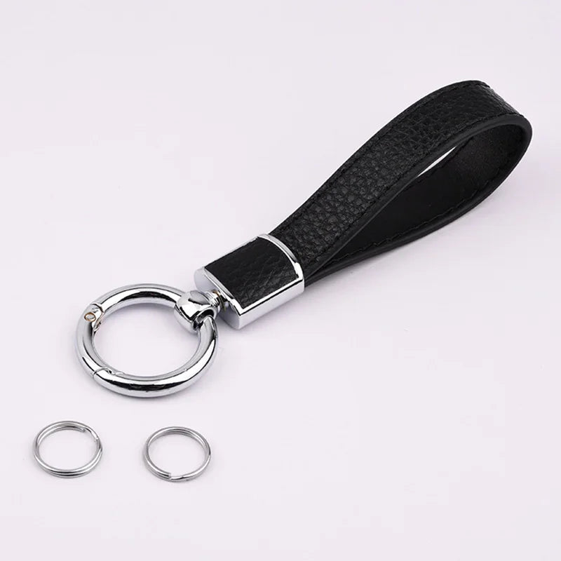 Luxuriöser Schlüsselanhänger aus PU-Leder mit goldfarbener Metall-Schnalle, 13,6 cm