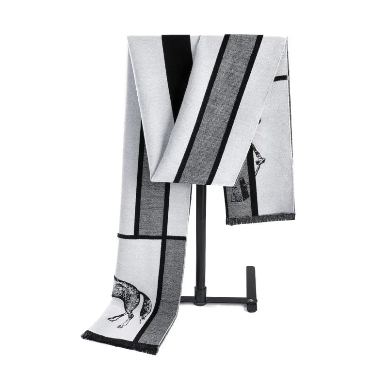 Stilvoller Herrenschal: Eleganz und Wärme für kühle Tage