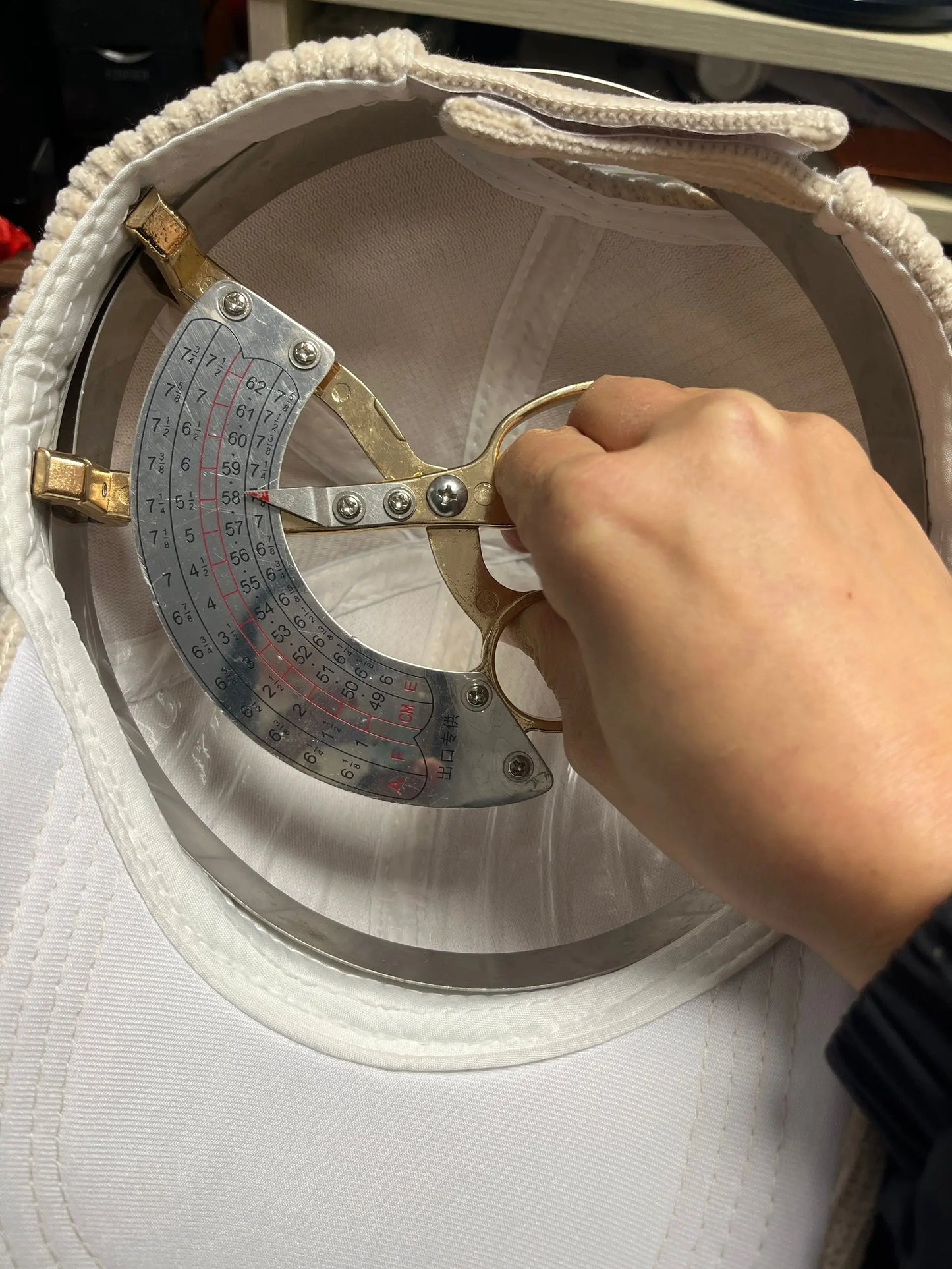 Trendige Cord Baseball Kappe für Damen und Herren verstellbar