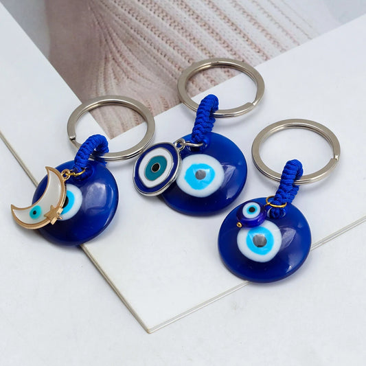 Schutz - Stil vereint: Unisex Türkischer Böser Blick Schlüsselanhänger aus Zink - Kunststoff