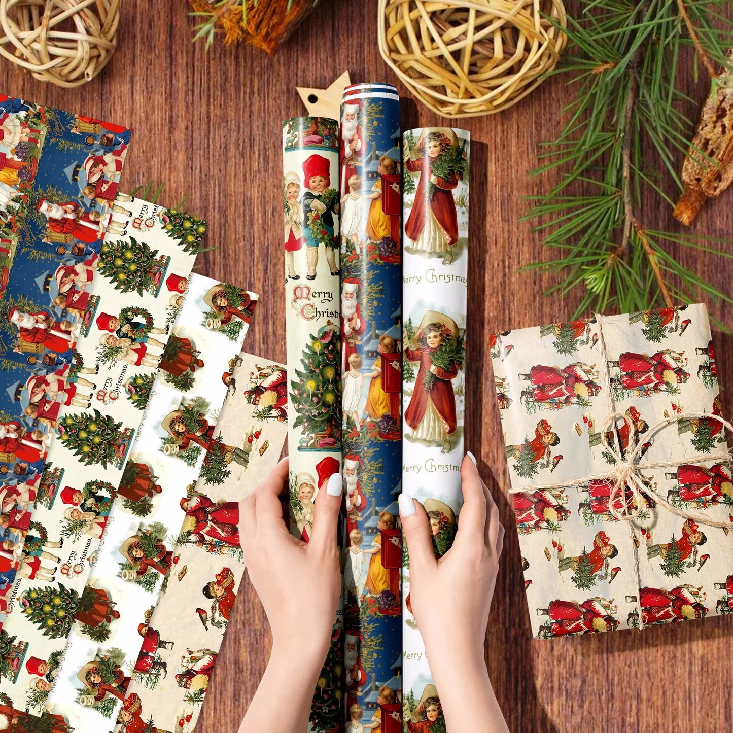 12-teiliges weihnachtliches Verpackungspapier mit Santa und Weihnachtsbaum