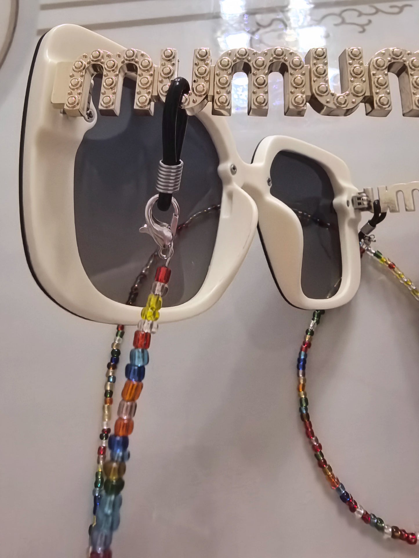 2-teiliges Set bunte Perlen Brillenketten mit weichem Brillentuch