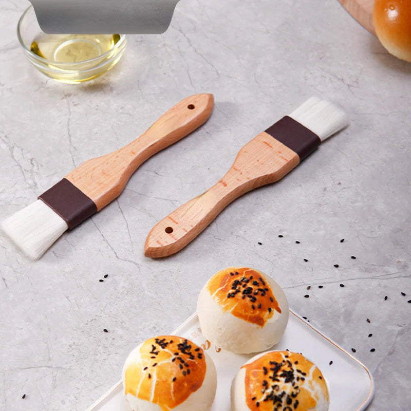 Vielseitiger Silikonpinsel für Gebäck, Kuchen und Grillgut