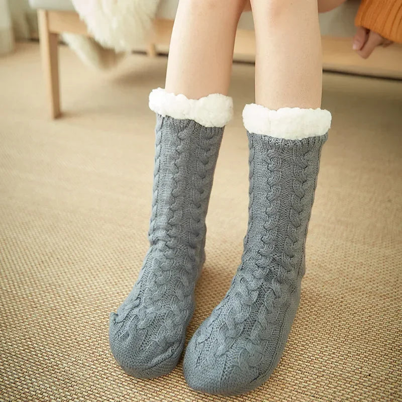 Fuzzy Thermosocke Damen warm rutschfest mit Plüschgriff in Hanffarben
