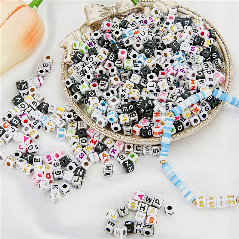 6x6mm Quadratische Acryl Alphabet Perlen für DIY Schmuck Basteln