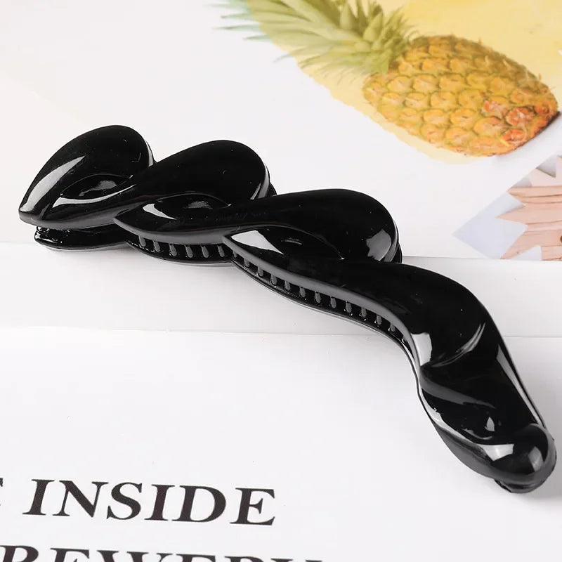 Leichte Bananen Haarspange für ordentliche hohe Pferdeschwänze