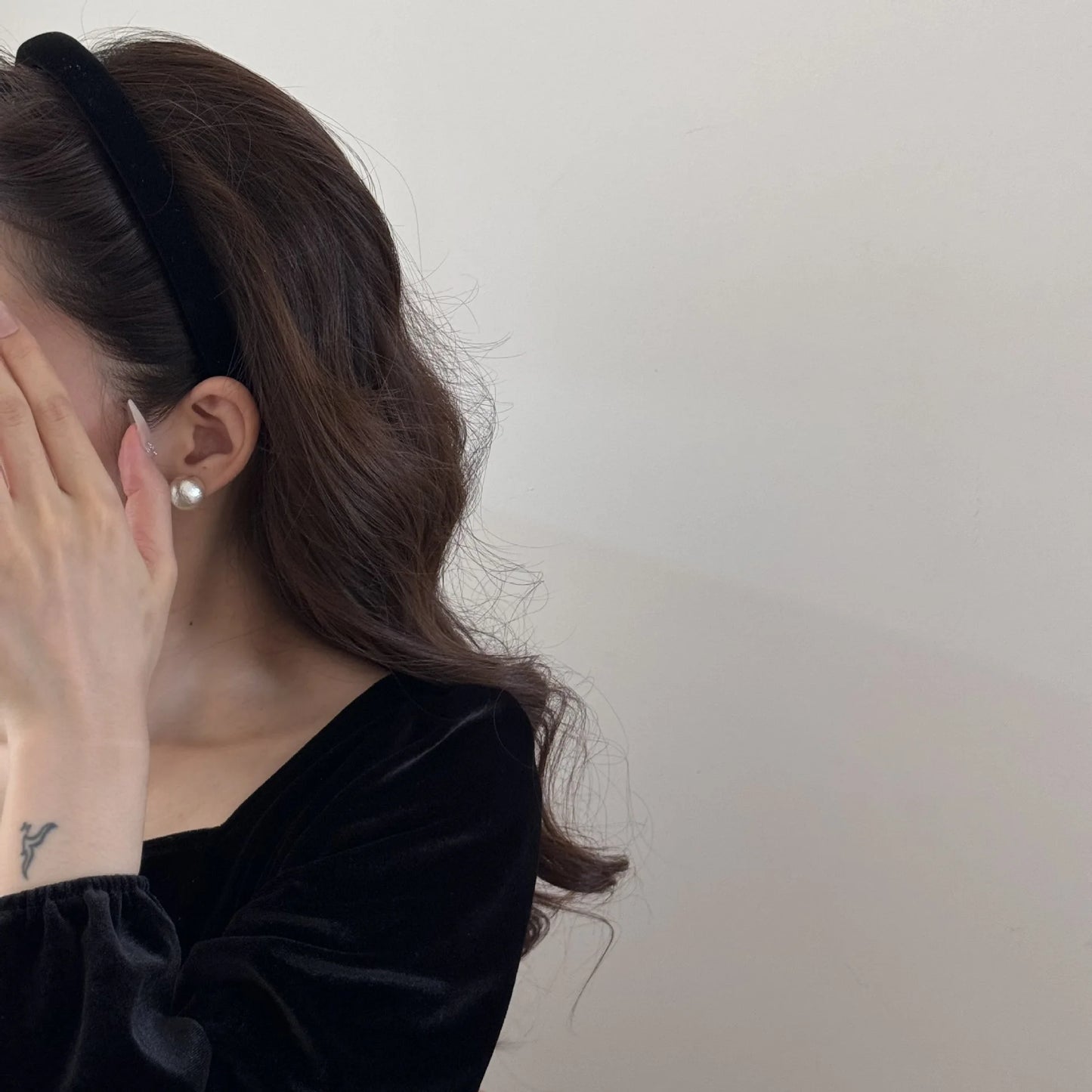 Elegante Damen Stirnbänder aus Samt mit rutschfester Passform-Yabubestshop