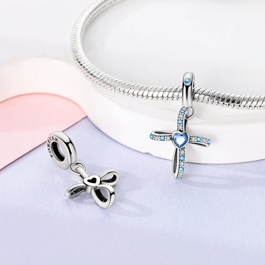 Edler Charm-Anhänger aus 925er Silber mit funkelndem blauem Zirkon – perfekt für DIY-Schmuck