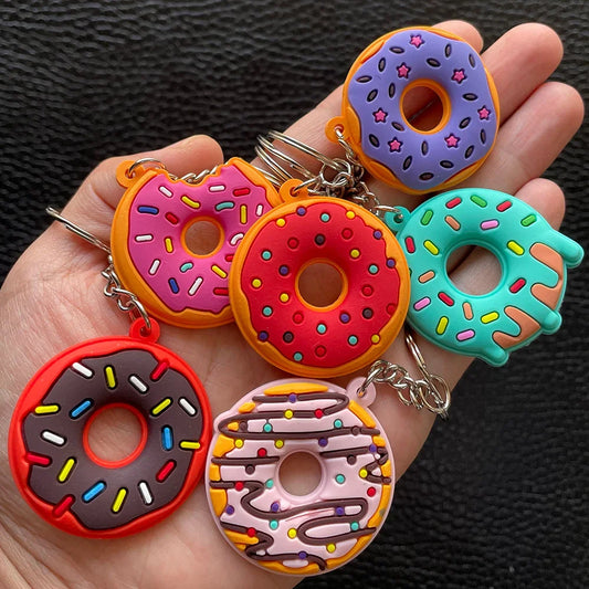 Süßer Donut Schlüsselanhänger aus Metall Cartoon Anhänger Unisex Geschenk