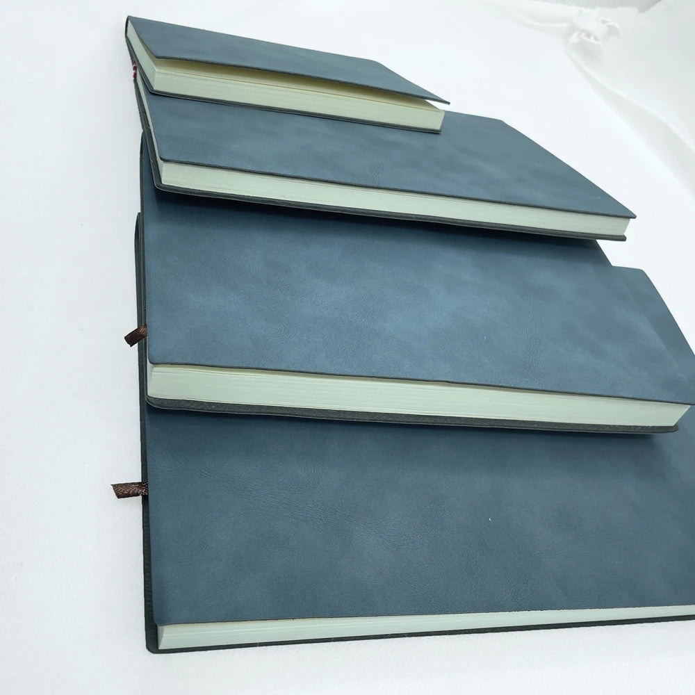 Liniertes Notizbuch mit weichem Einband – Ideal für Journal, Büro - Studium
