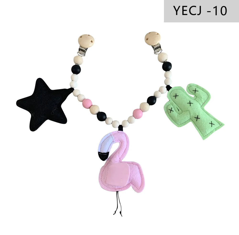 Holz-Kinderwagenclip mit Beißring und Rassel für Babys