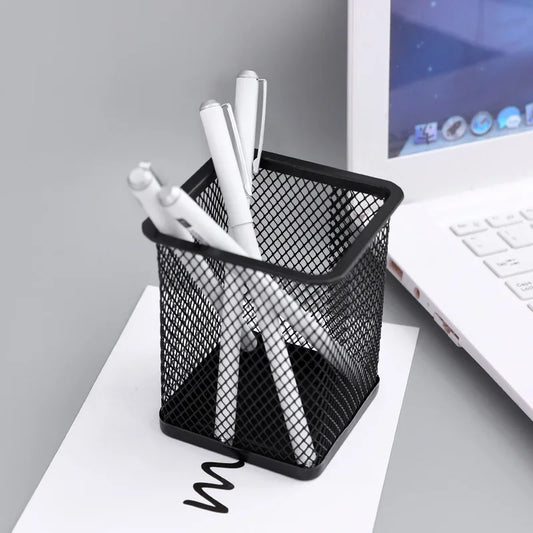 Quadratischer Metall Stifthalter für ordentlichen Schreibtisch Organizer