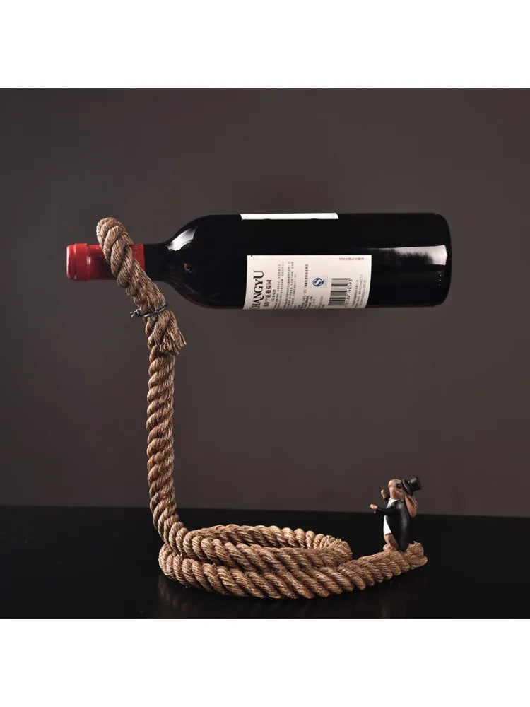 Kreatives Seil Weinregal als stilvolle Wohn und Bardekoration