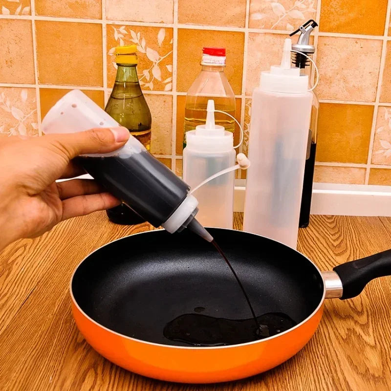 Auslaufsichere Squeeze Flasche für Ketchup Öl Sauce 250-680ml