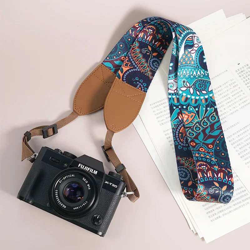Breiter Vintage Kameragurt mit Blumenmuster für DSLR Kompatibel