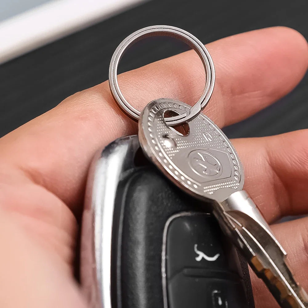 Schlüsselanhänger aus Titanlegierung mit sicherer O Schnalle für Männer-Yabubest - Home & More