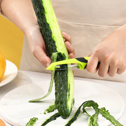 Effizient - Sicher: Umweltfreundlicher Obst- und Gemüseschäler mit Edelstahlklinge