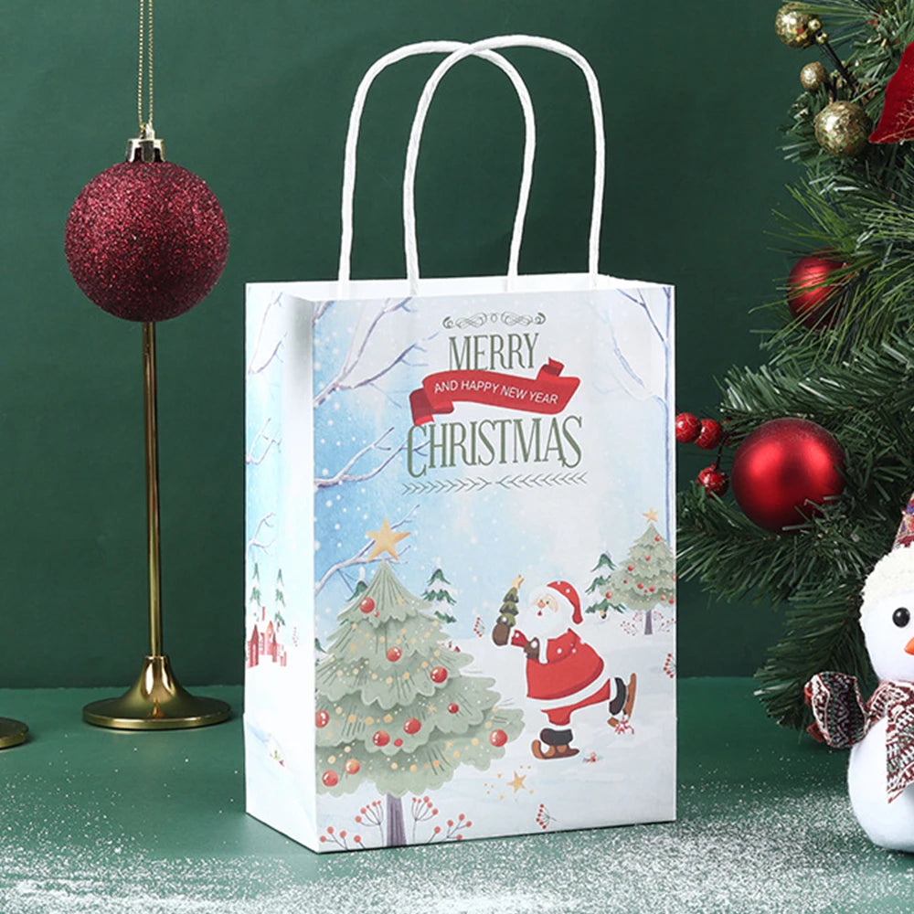 Festliche Geschenktüten aus Kraftpapier für Weihnachtsleckereien