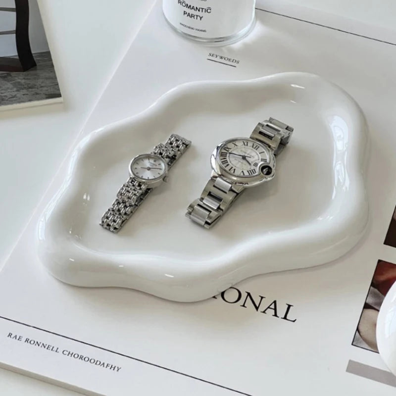 Kreatives Schmuckablage Tablett in Wolkenform aus Keramik