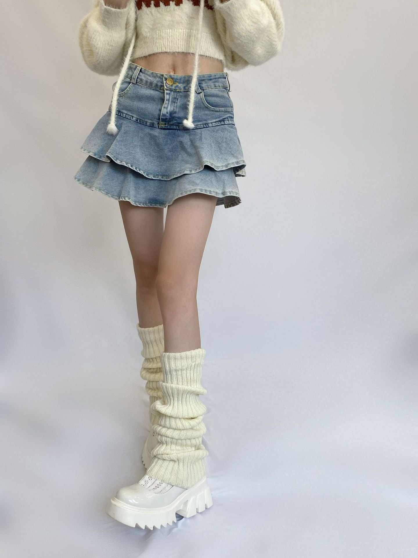 Warme gestrickte Beinwärmer und lange Beinsocken für Damen