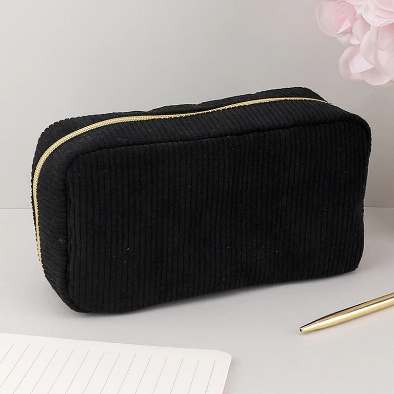 Großes Cord-Federmäppchen mit viel Stauraum für Schule - Büro