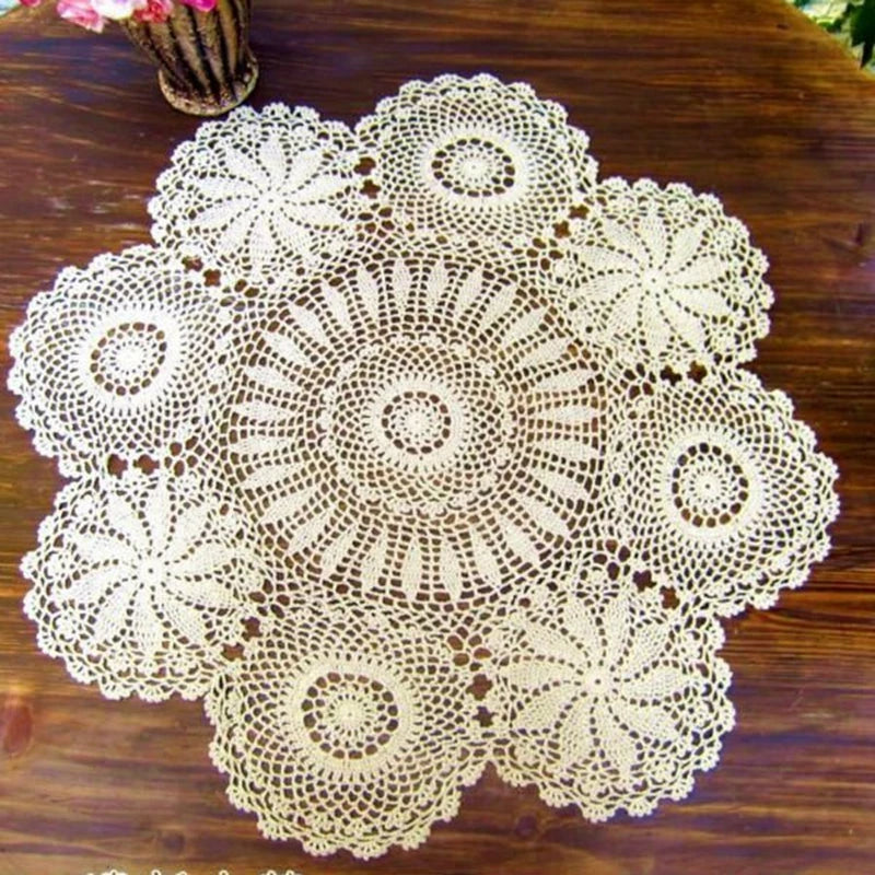 Runde Gehäkelte Baumwoll-Tischdecke – Spitze, Vintage Design, versch. Größen und Farben