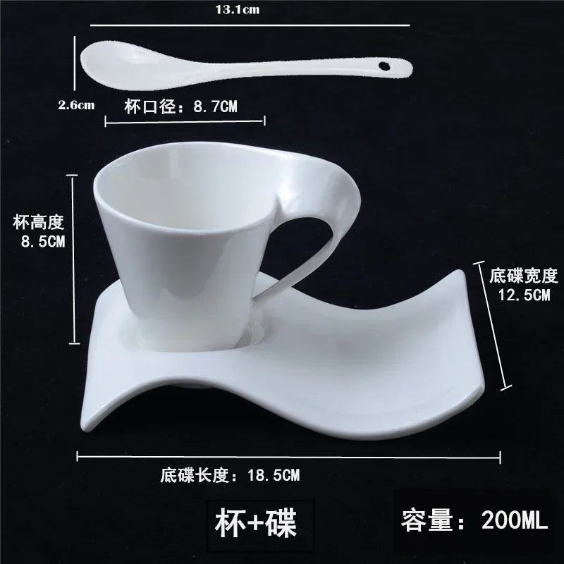 Espresso Tassen Set aus Keramik mit Löffel und Untersetzer