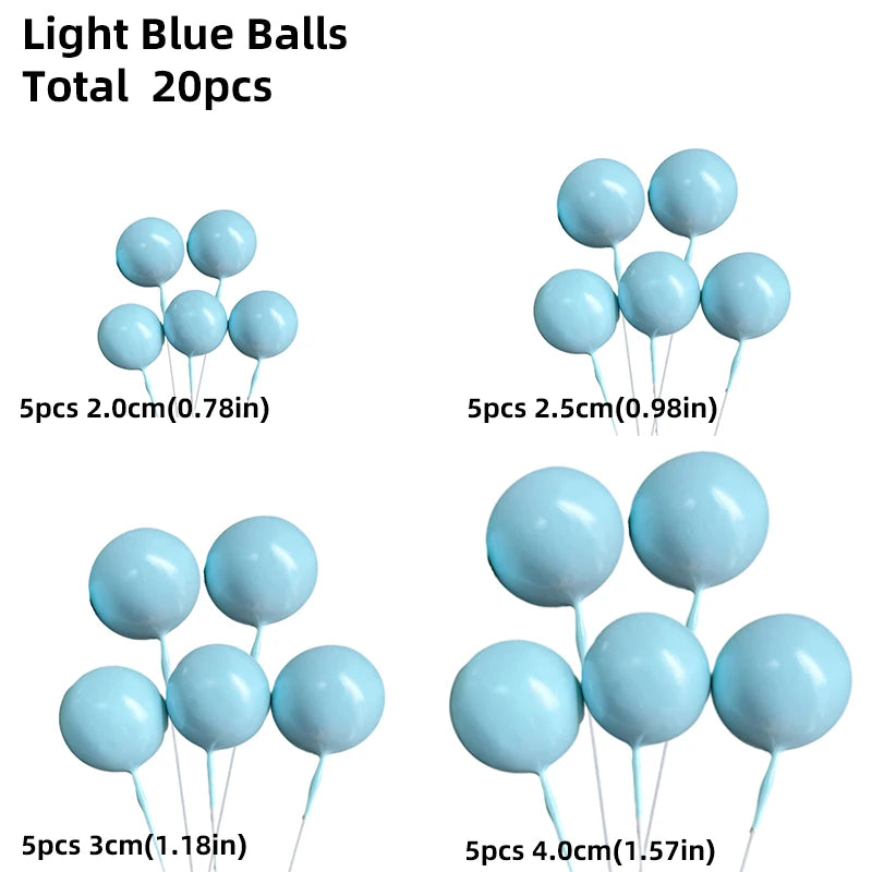 Bunte Kuchendekoration mit Dschungeltieren für Kinderpartys