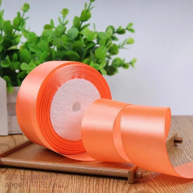 Vielseitiges Satinband für Geschenke und Dekoration 22 Meter Rolle