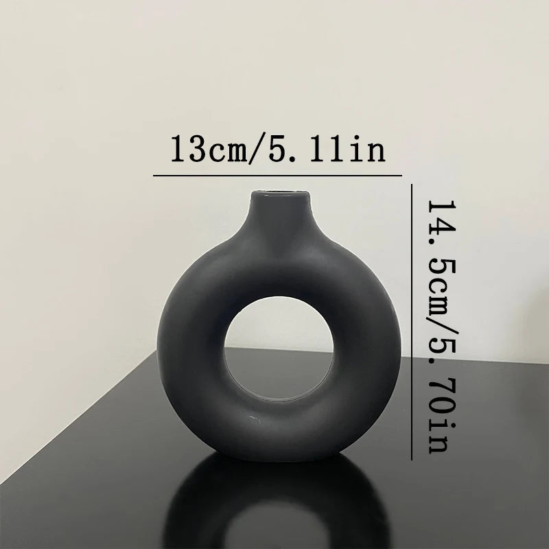 Weiße Kunststoff Vase Dekorative Blumenvase für Wohn- und Tischdekoration