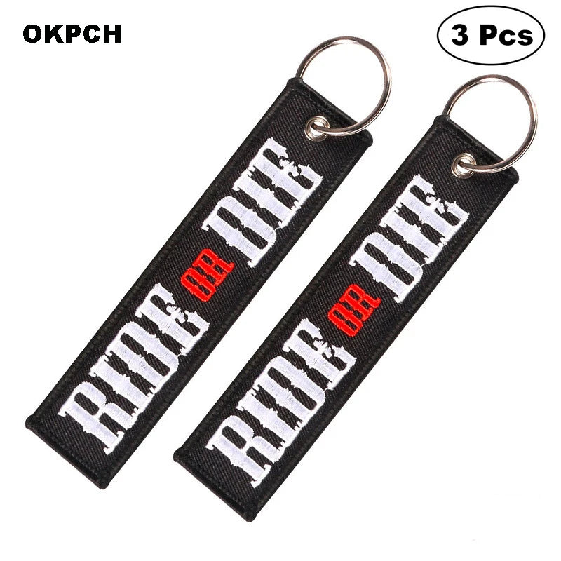 3-teiliges Schlüsselanhänger Set Bestickte Metallanhänger für Autos Motorräder