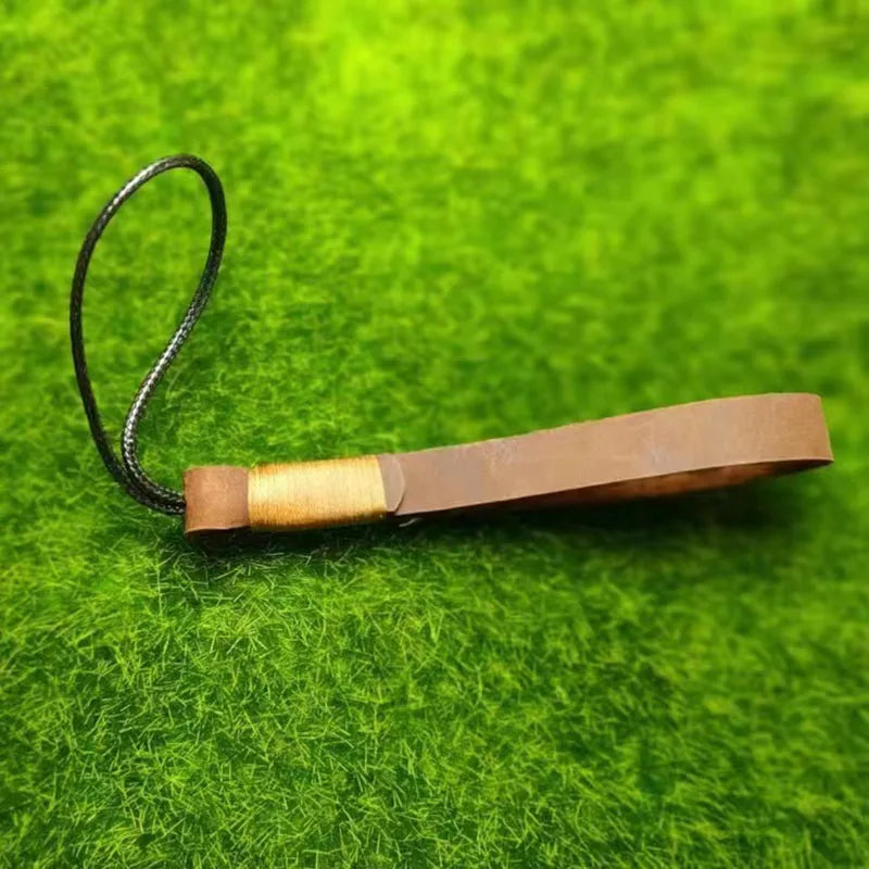 Eleganter Schlüsselanhänger aus Echtleder für Männer und Frauen