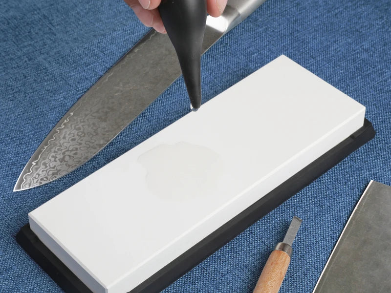 Professioneller weißer Alund Schleifstein für Küchenmesser und Holzarbeiten