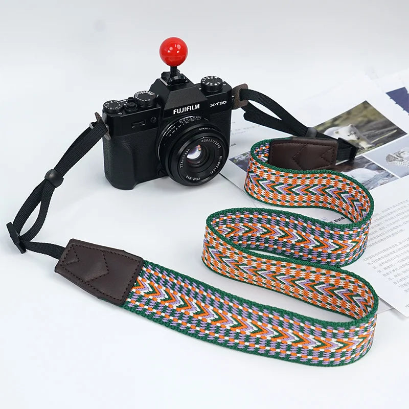 Verstellbarer ethnischer Kameragurt für komfortablen Schultertrag