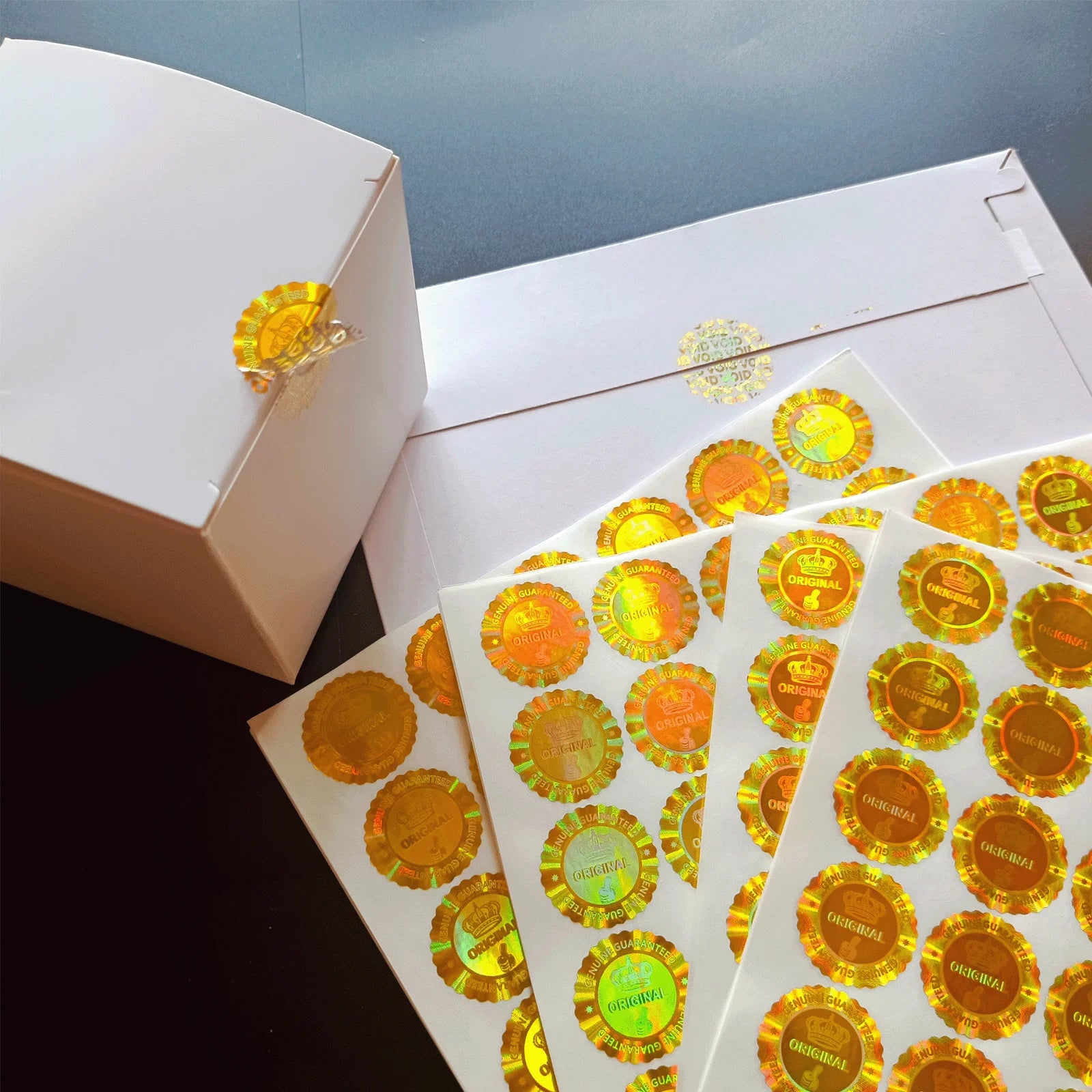 Manipulationssicherer Sicherheits Hologramm Aufkleber mit Spitzenrand