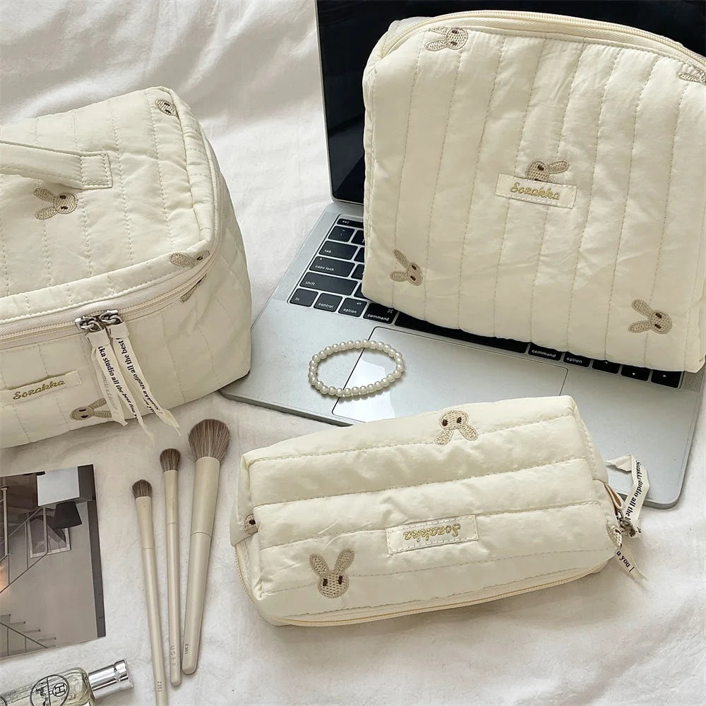 Praktische Kosmetiktasche aus weichem Baumwollstoff für Damen