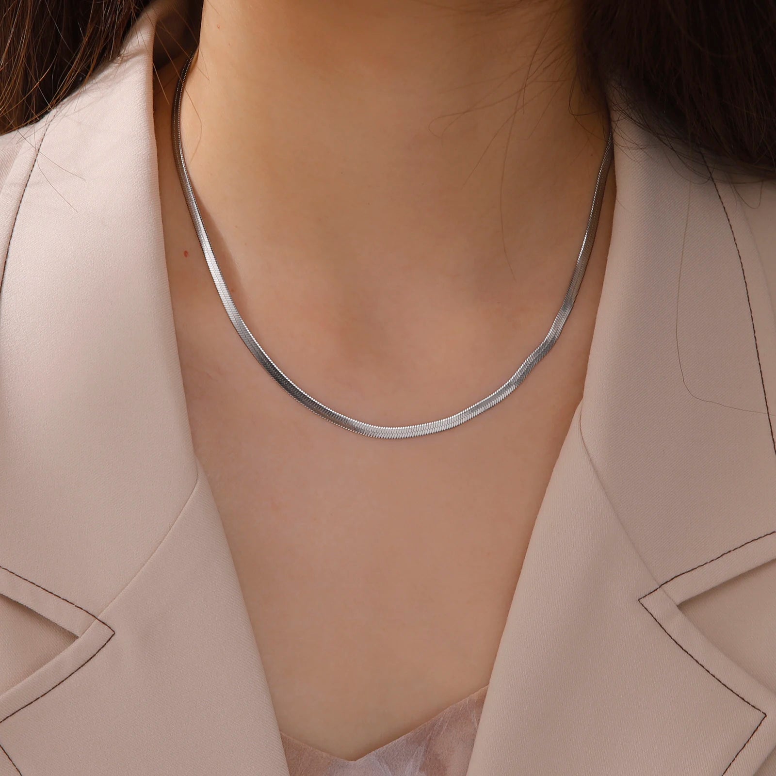 Elegante Edelstahl Schlangenkette für Damen und Herren in Goldfarbenem Design-Yabubest - Home & More