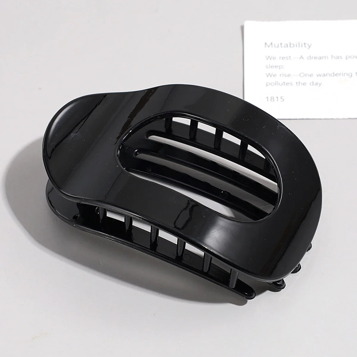 Matte ovale Haarklaue für Frauen – Sichere Frisuren und Eleganz