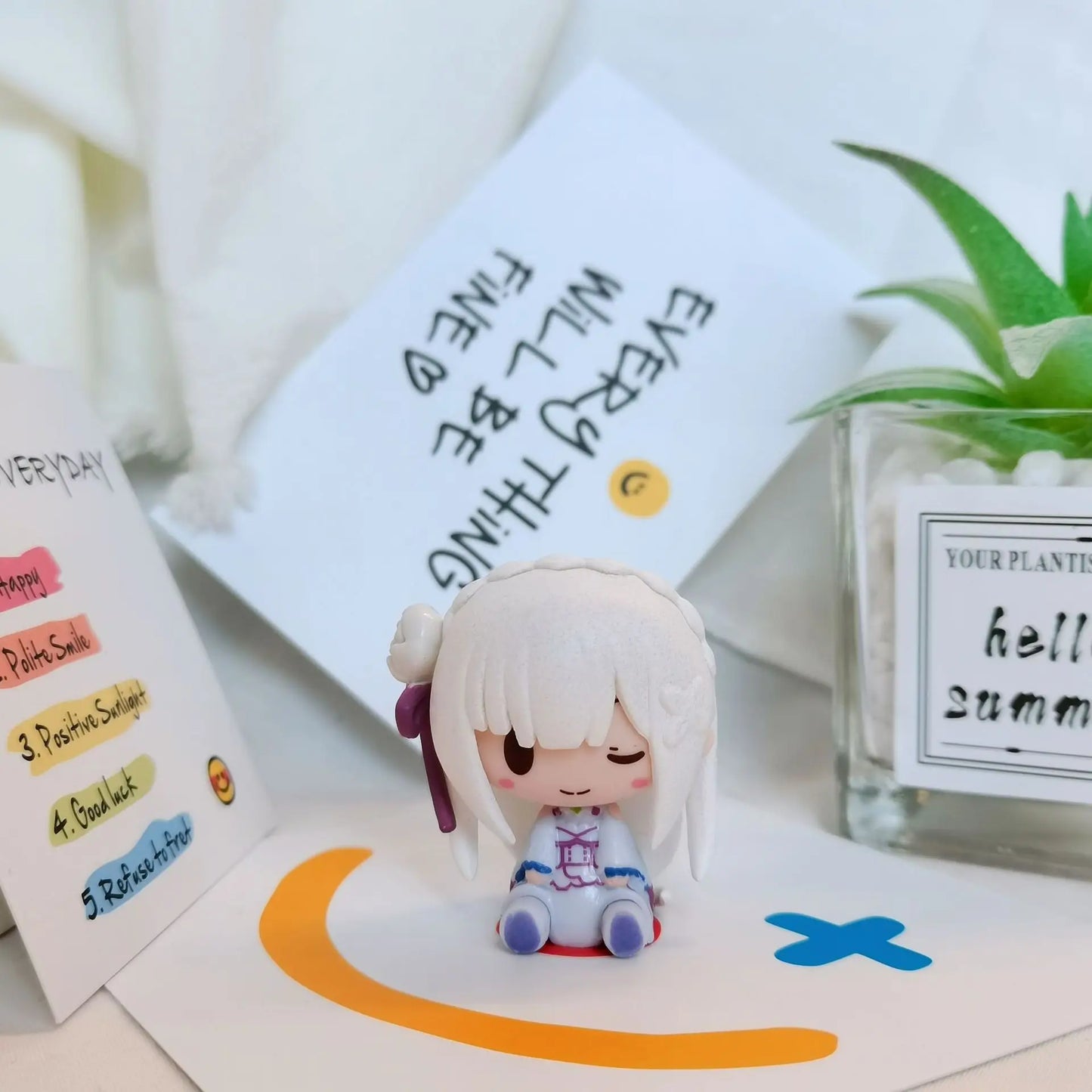 Niedliche Anime Figur Q-Version Dekoration für Büro und Zuhause