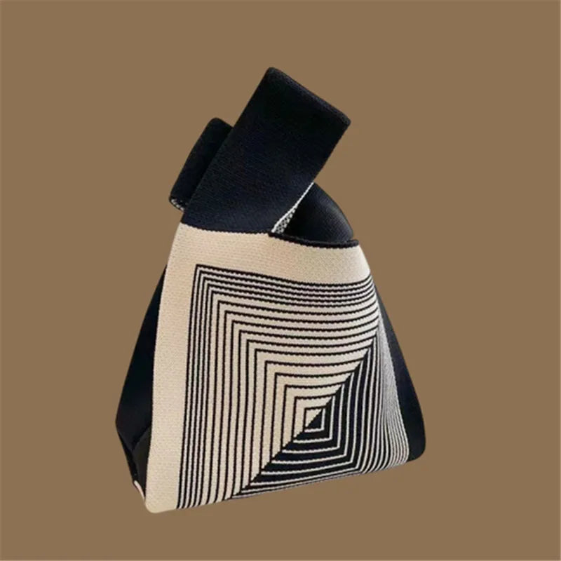 Handgefertigte kleine gestrickte Handtasche für Damen, vielseitig und leicht