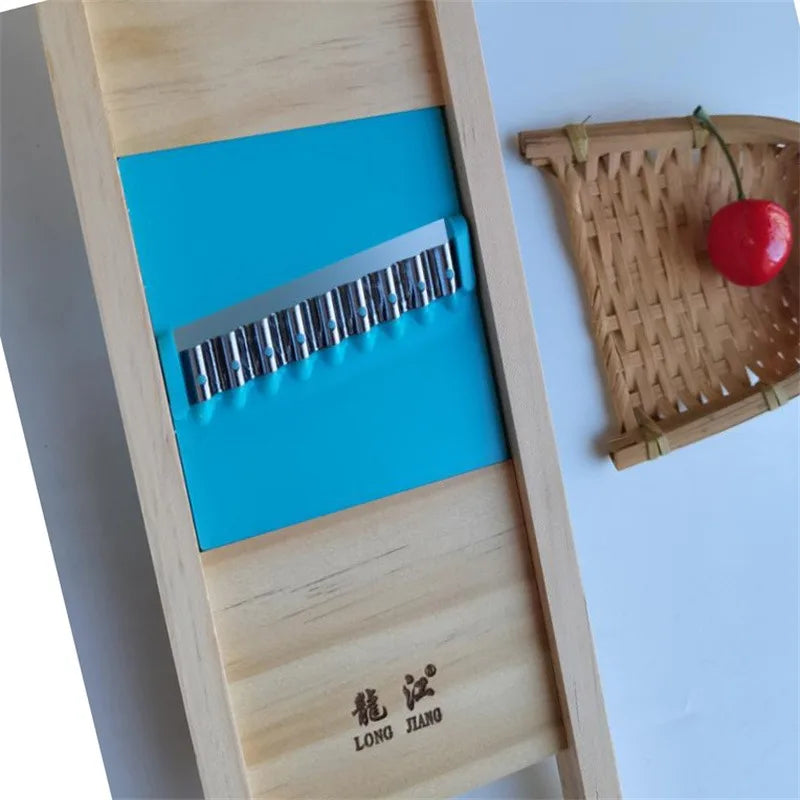 Pommes Gitter Edelstahl Kartoffelschneider mit Holzgriff – Profi Wellenmesser