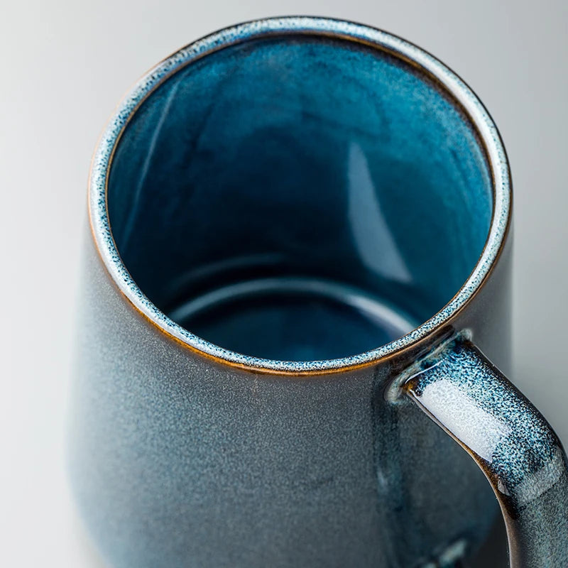 Großer 700ml Retro Keramikbecher mit Löffel – stilvoll, nachhaltig & vielseitig