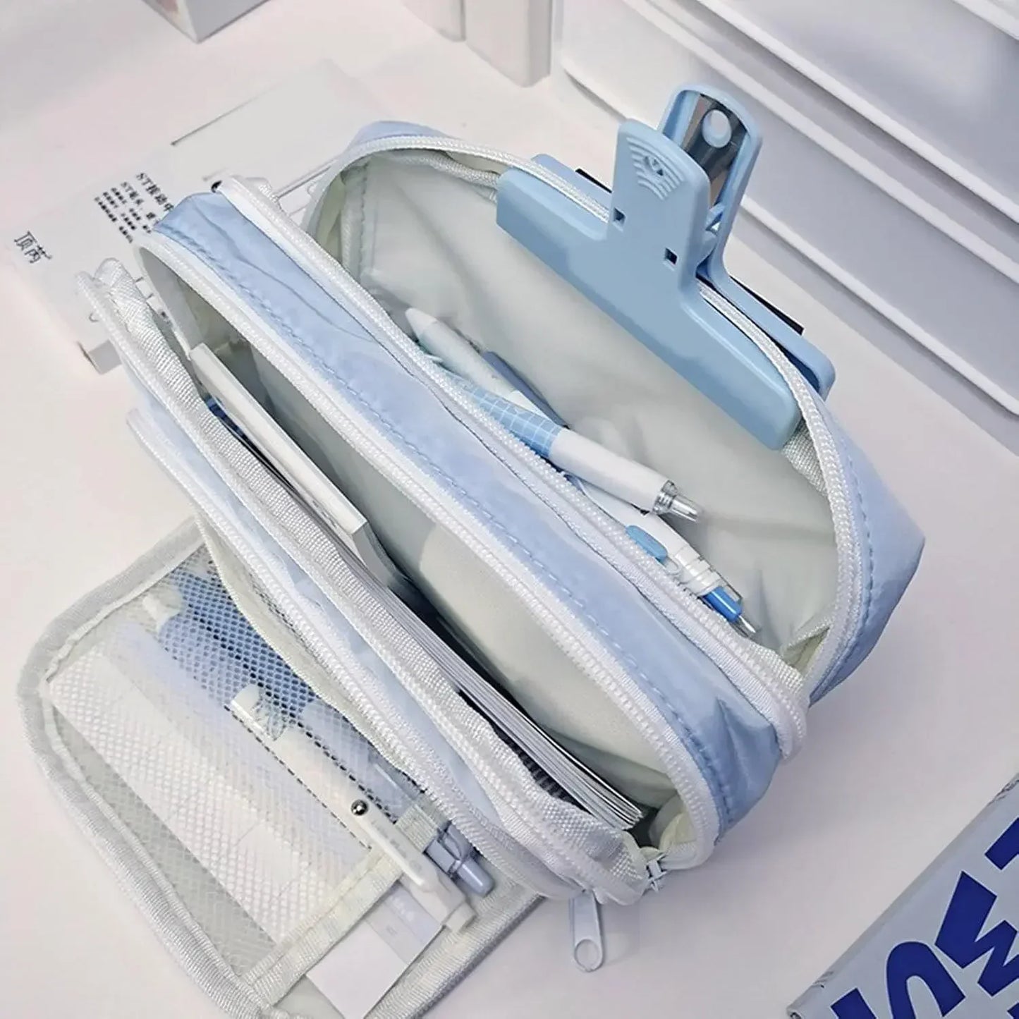 Praktisches Federmäppchen mit großem Fassungsvermögen für Schule und Büro