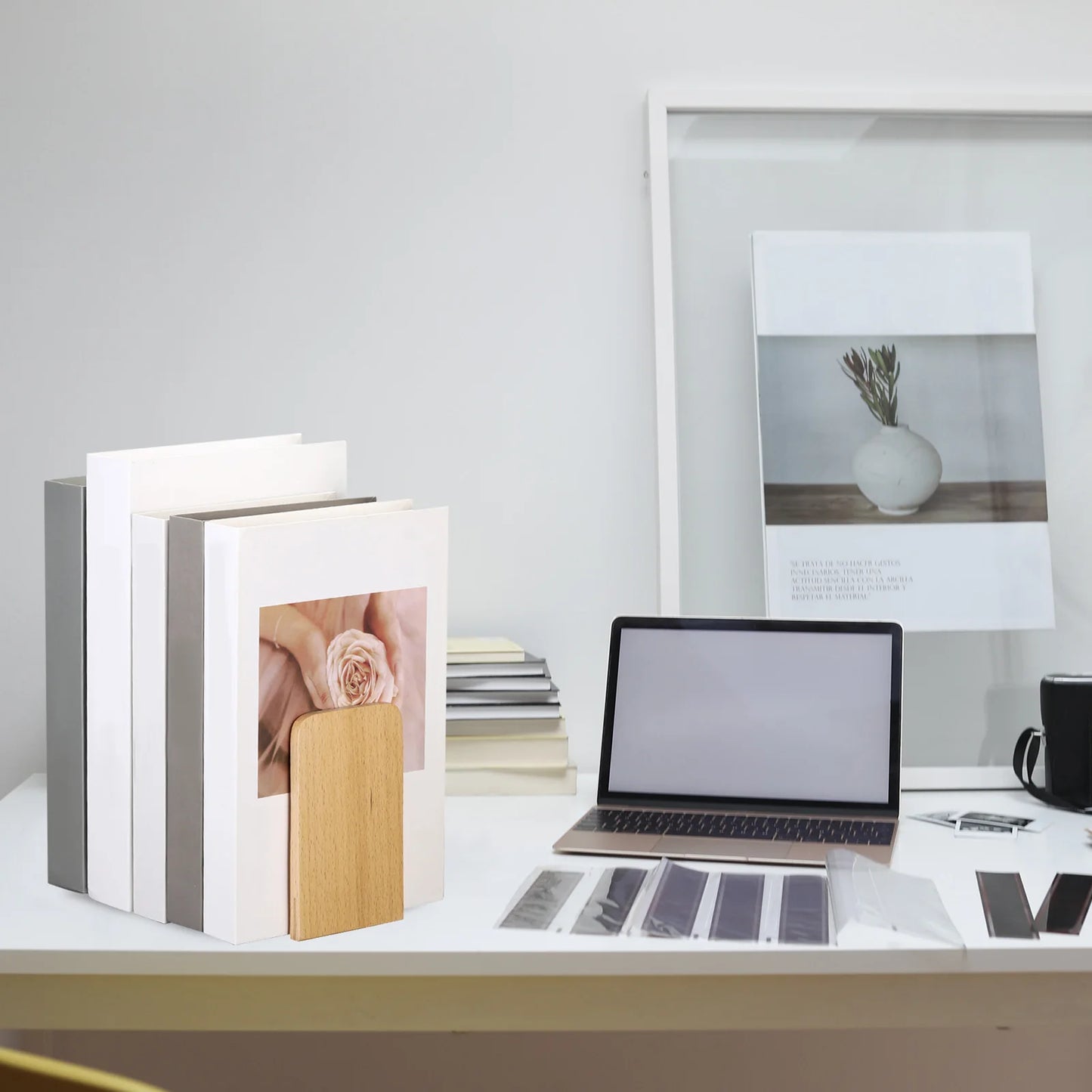 2 Stück Holz Buchstützen mit Metallbasis Organizer Büro Regal Halter
