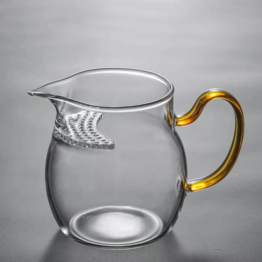 Verdickte Glas Teetasse mit hitzebeständigem Silikongriff und integriertem Teefilter